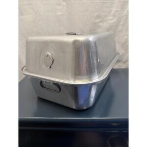 VTG Wear-Ever No 325 Roaster With Insert Vented Aluminum